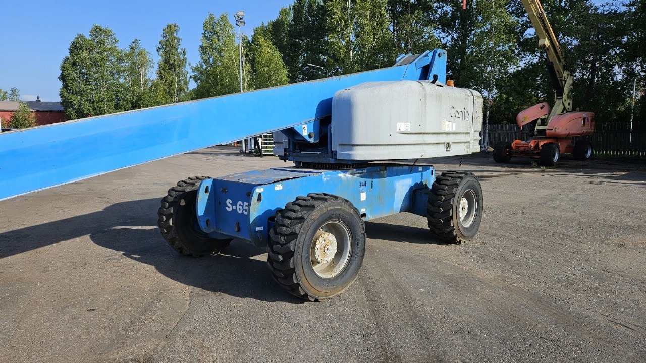 Sold - Telescopic Boom Lift - View 2